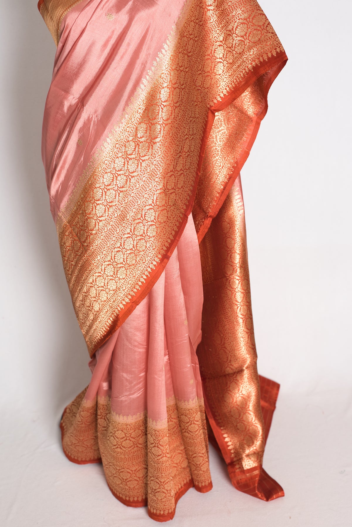 Paroma: Pastel Brown and Rust Wide Border Raw Mango Silk Banarasi Saree image 6