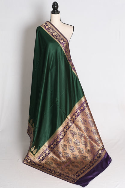 Soi: Bottle Green Semi Mashru Valkalam Banarasi Saree with 40 Size Blouse image 4