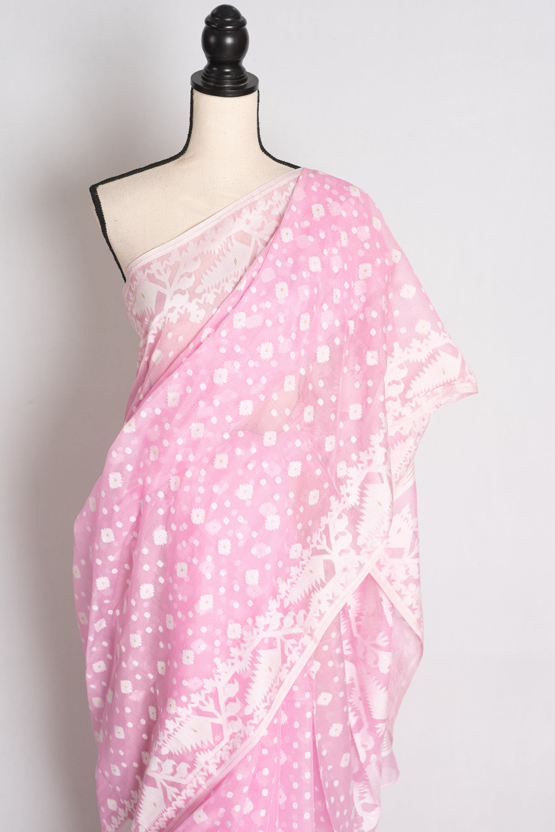 Mahua : Soft Pink and White Blended Soft Cotton Bengali Jamdani Saree image 2