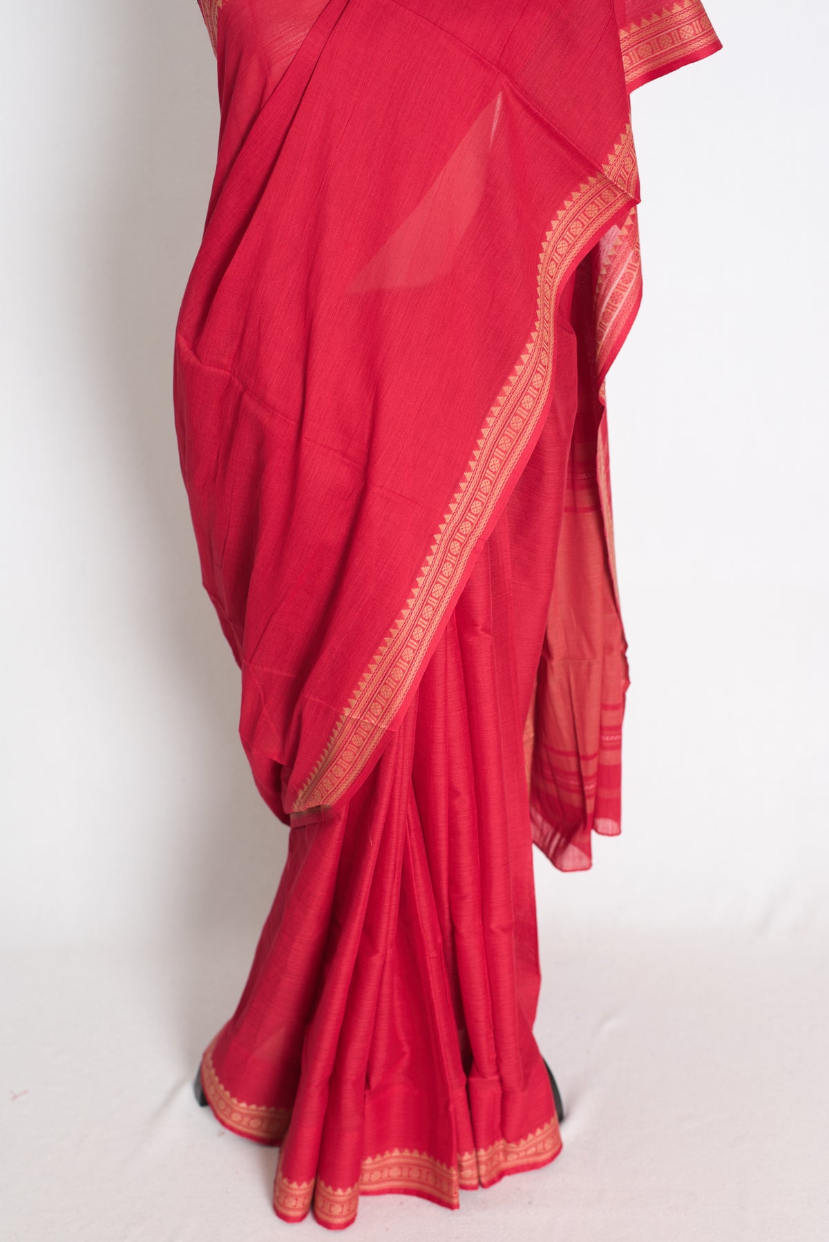 Rich Red Dhaniakhali saree — pallu view