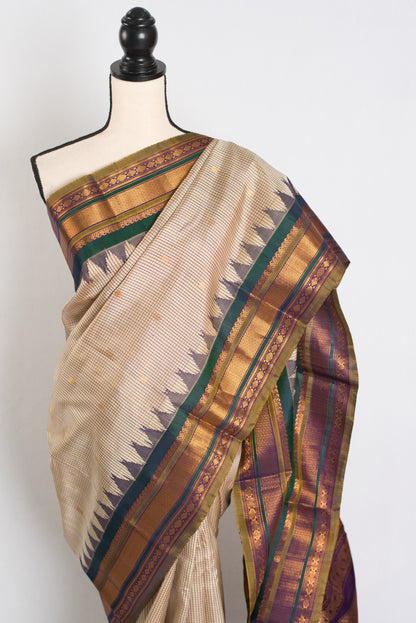 Anita : Micro Checks Traditional Kanji Gadwal Silk Saree in Beige image 6