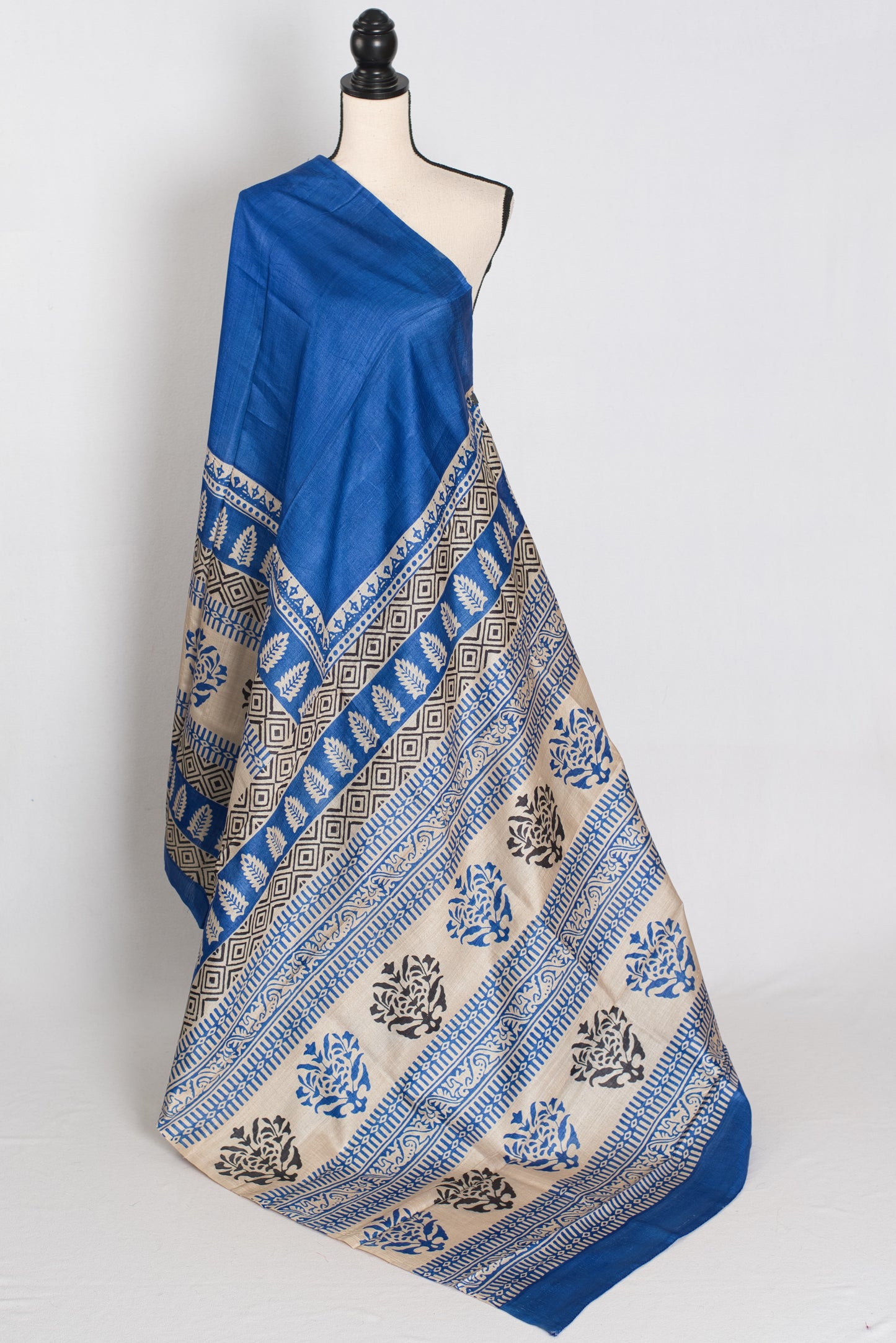Mati Blue and White Hand Block Printed Tussar Silk Saree with 38 Size Blouse image 3