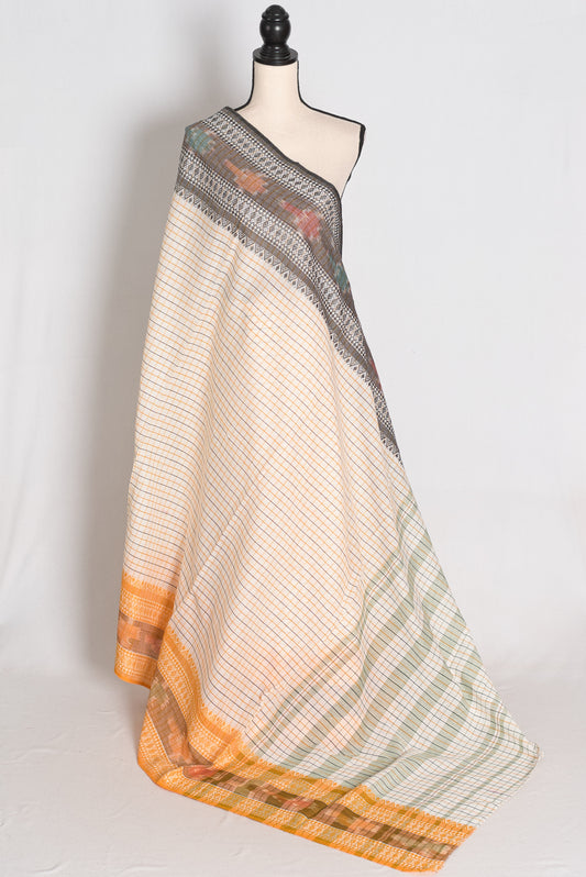 Mala: White Soft Cotton Dhaniakhali Saree with Ganga Jamuna Border image 1
