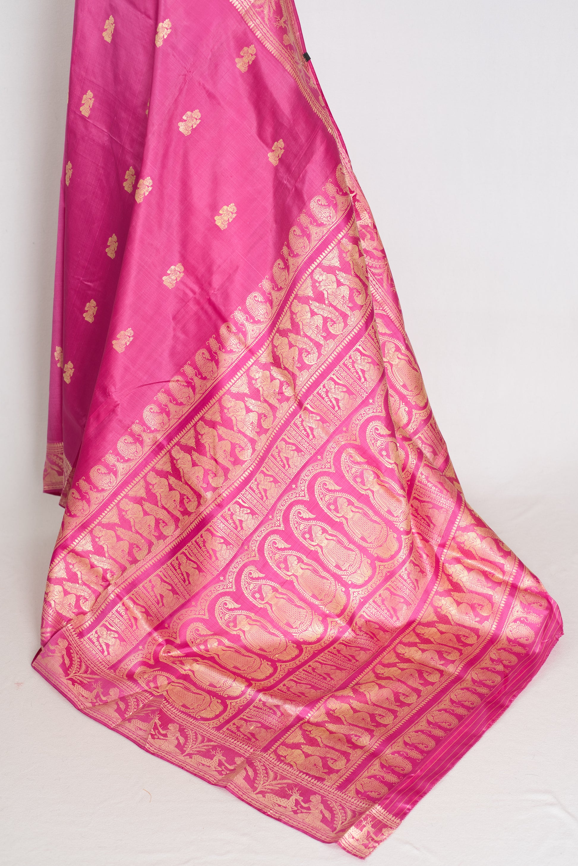 Swarna | Pink and Cream Handwoven Bishnupuri Baluchari Silk Saree image 3