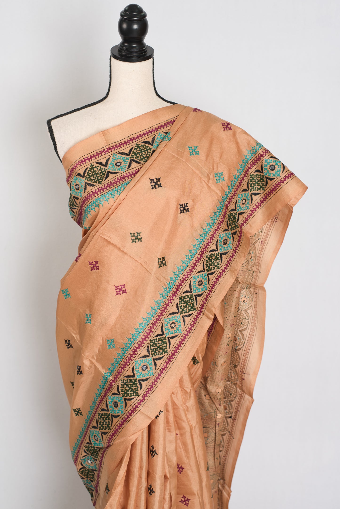 Ruuh: Silk Mark Certified Hand Embroidery Kutch Work Silk Saree image 5