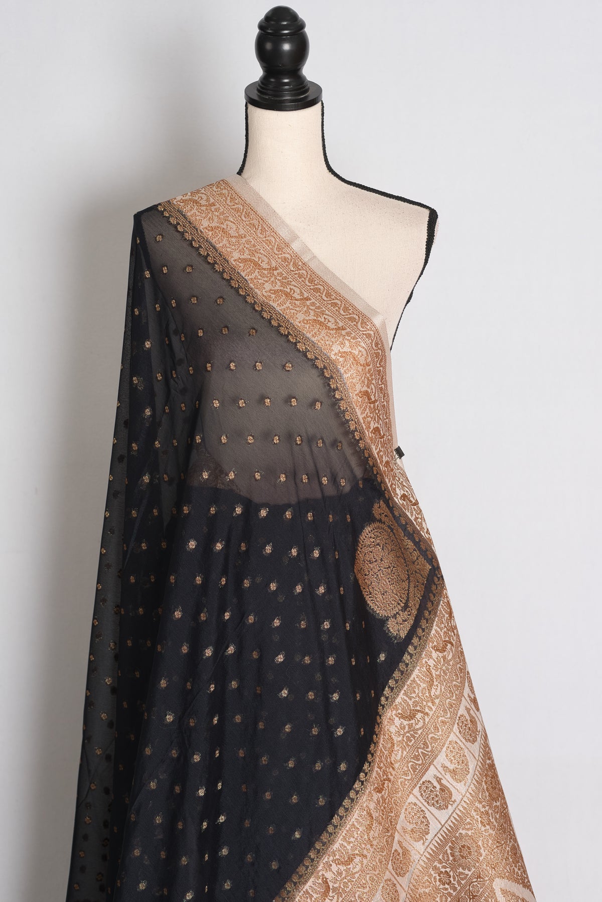 Diya: Black and White Semi Georgette Banarasi Saree image 4