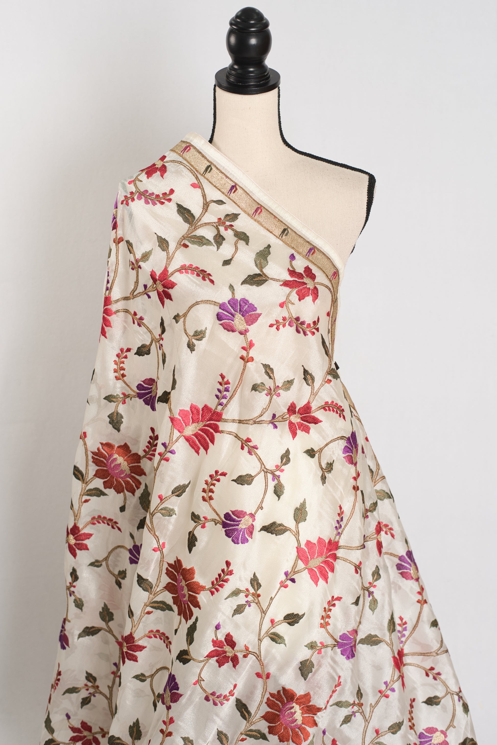 Madhavi : Organza Designer Saree with Heavy Embroidery Work in Off White image 3