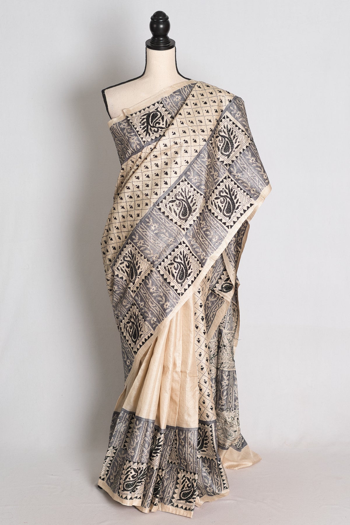 Rhythm : Beige Hand Embroidery Kantha Stitch Gachi Tussar Silk Saree image 0