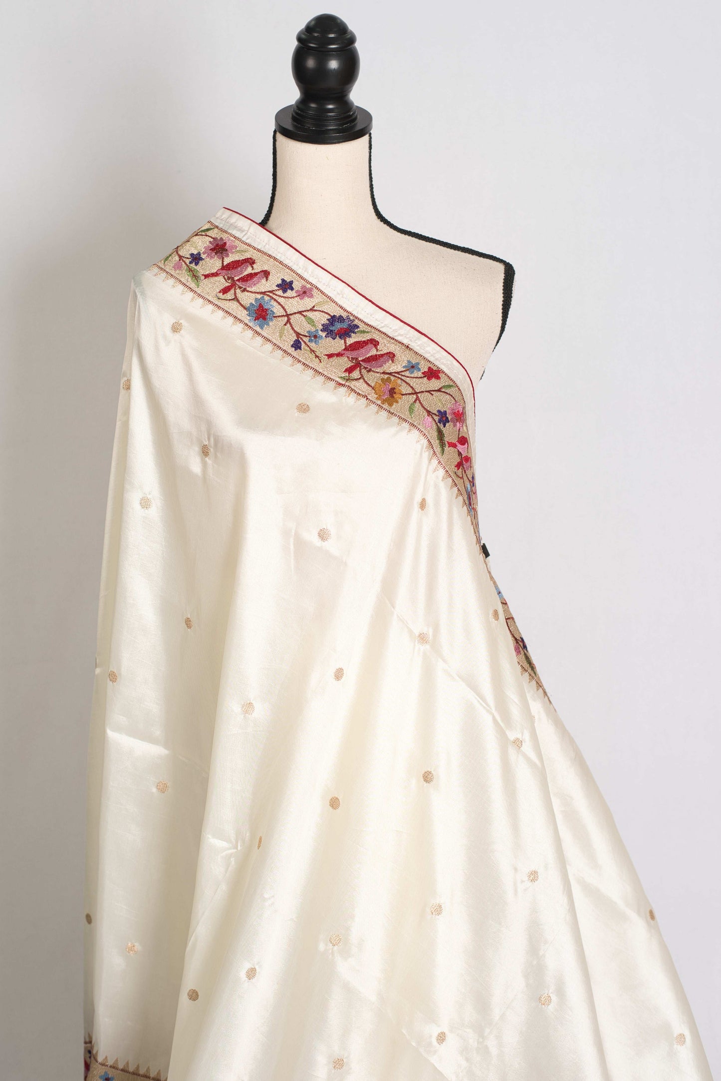 Sandhi : Semi Tussar Silk Embroidered Designer Saree in Off White and Gold image 4