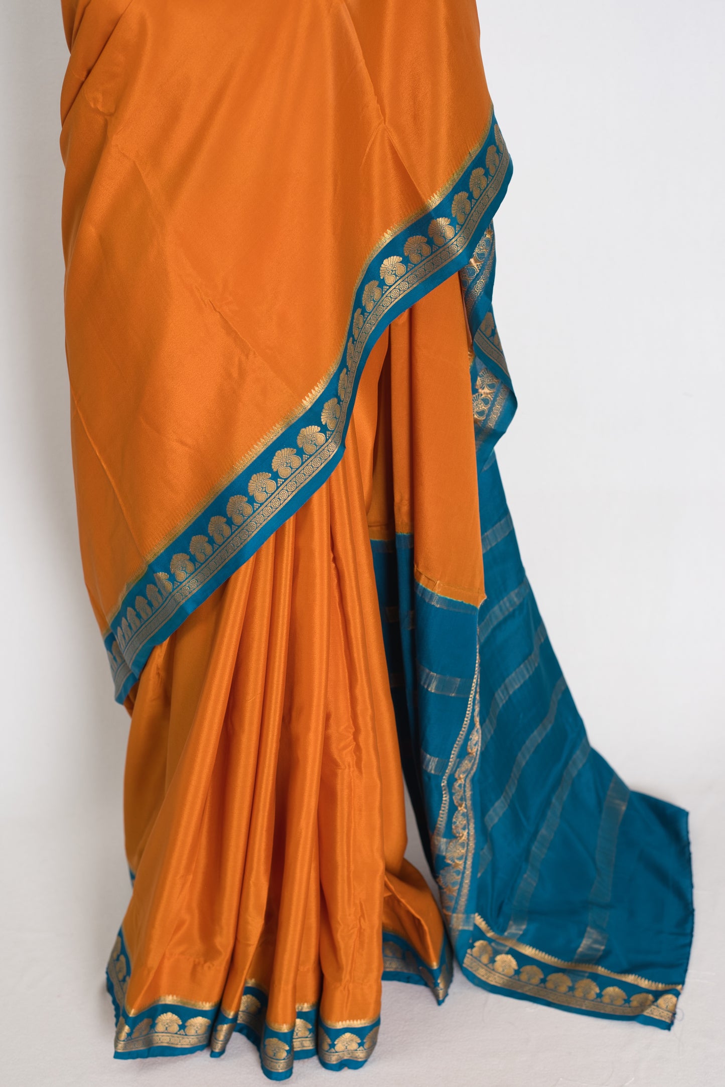 Nandini Orange and Turquoise Pure Mysore Silk Crepe Saree with 36 Size Blouse image 6
