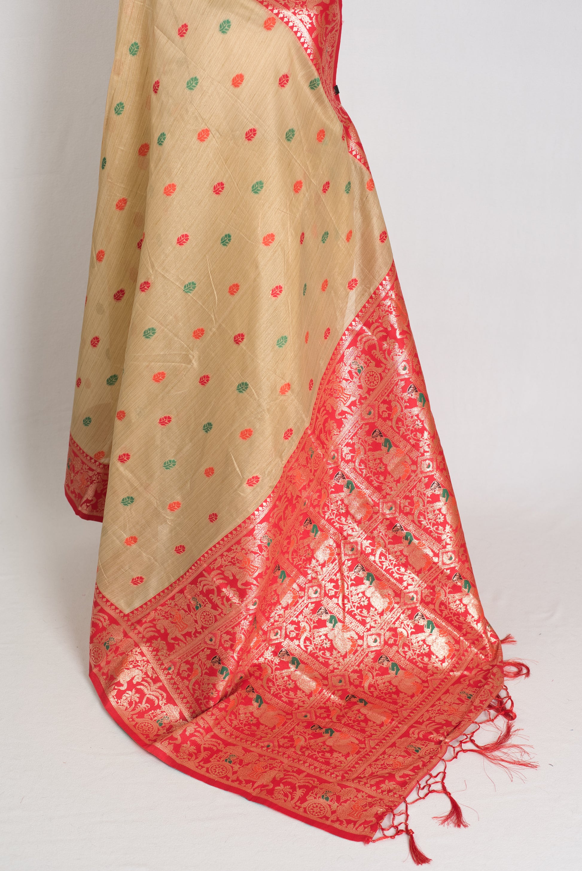 Mritika: Budget Friendly Blended Cotton Baluchari Saree in Beige and Red image 3