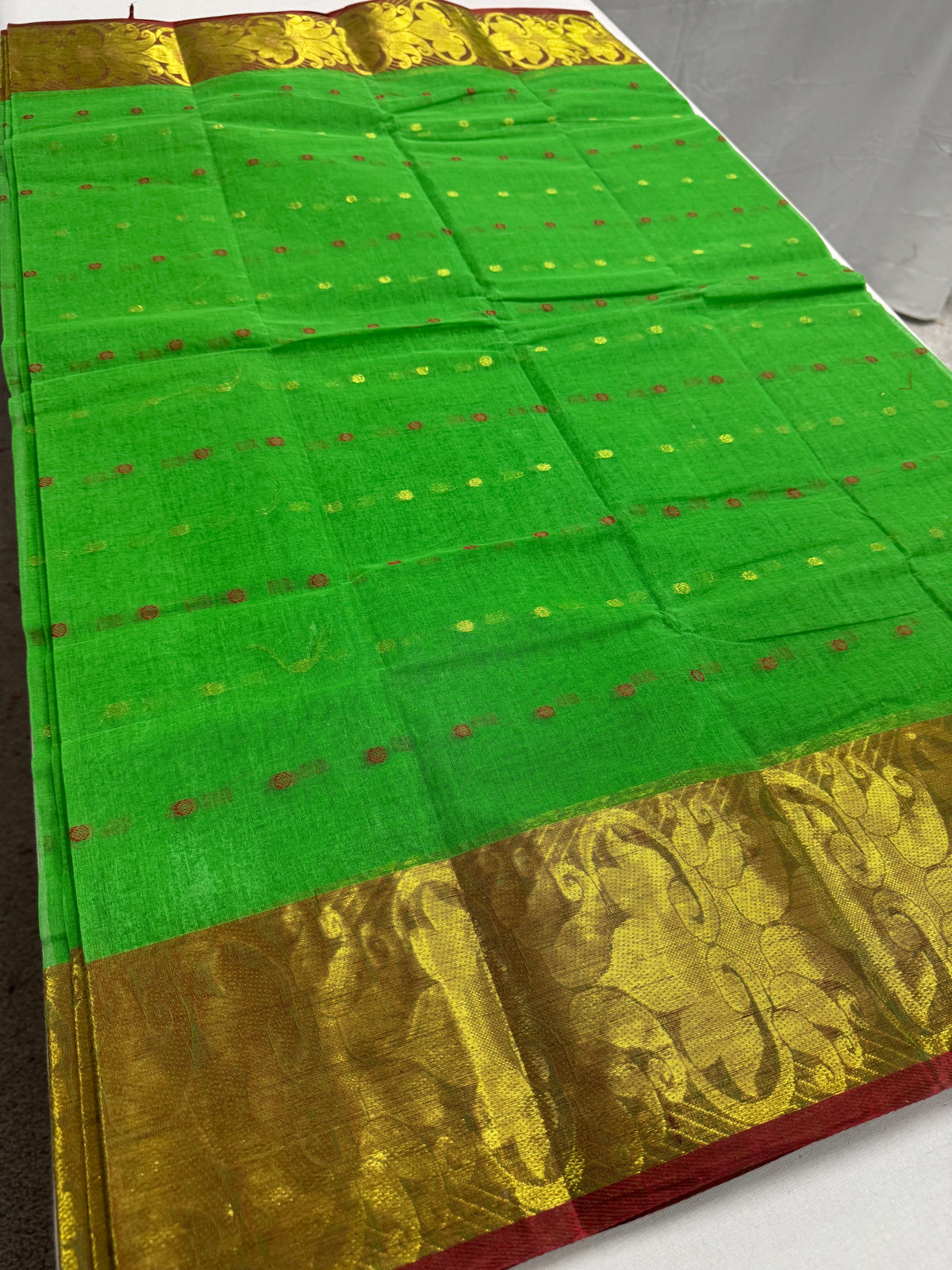 Parrot Green and Red Tant saree — front view