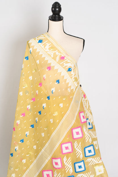 Srija : Blended Soft Cotton Jamdani Bengali Saree in Pineapple Yellow image 4