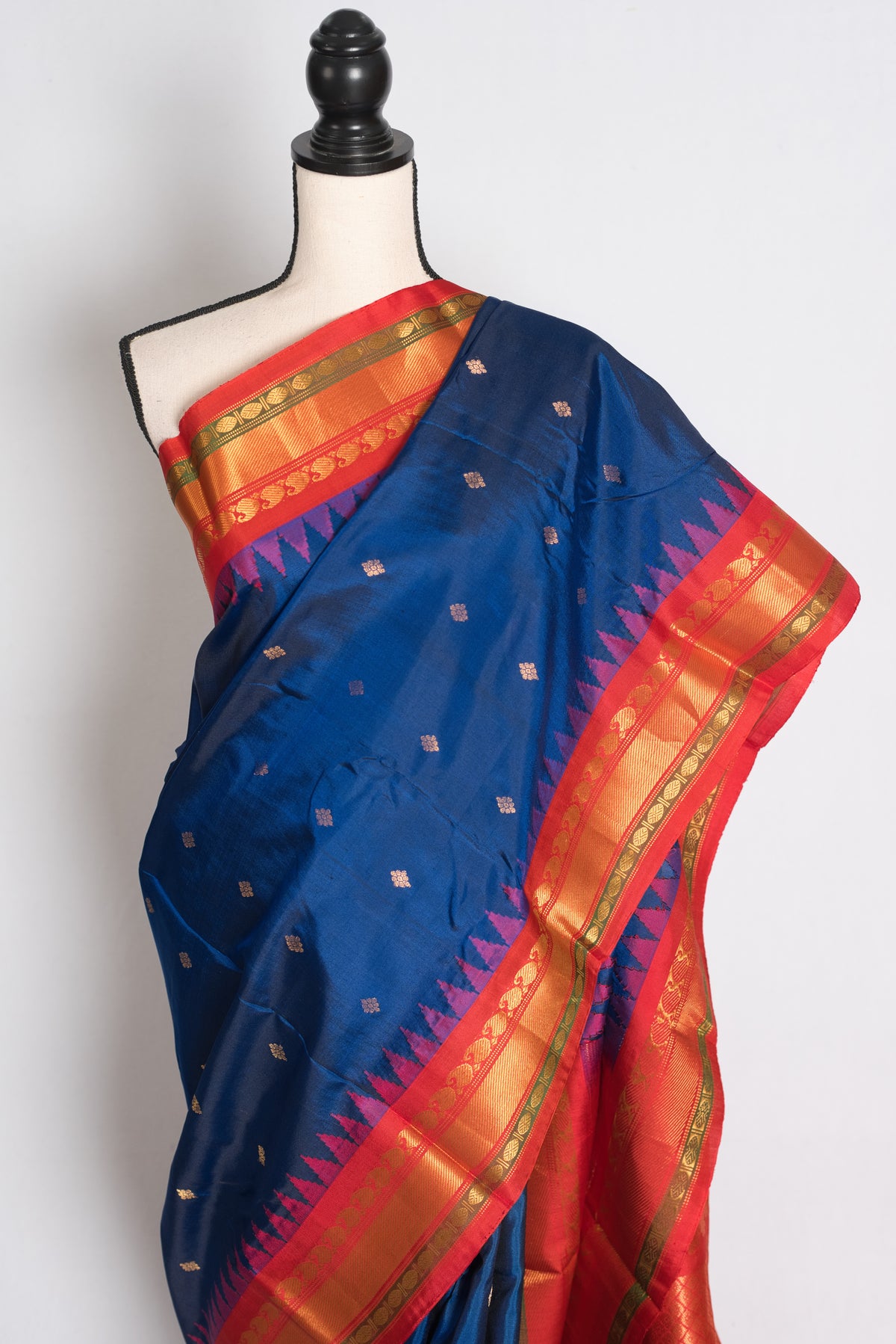 Pooja: Deep Peacock Blue Handloom Gadwal Pure Silk Saree with Red & Gold Zari image 5