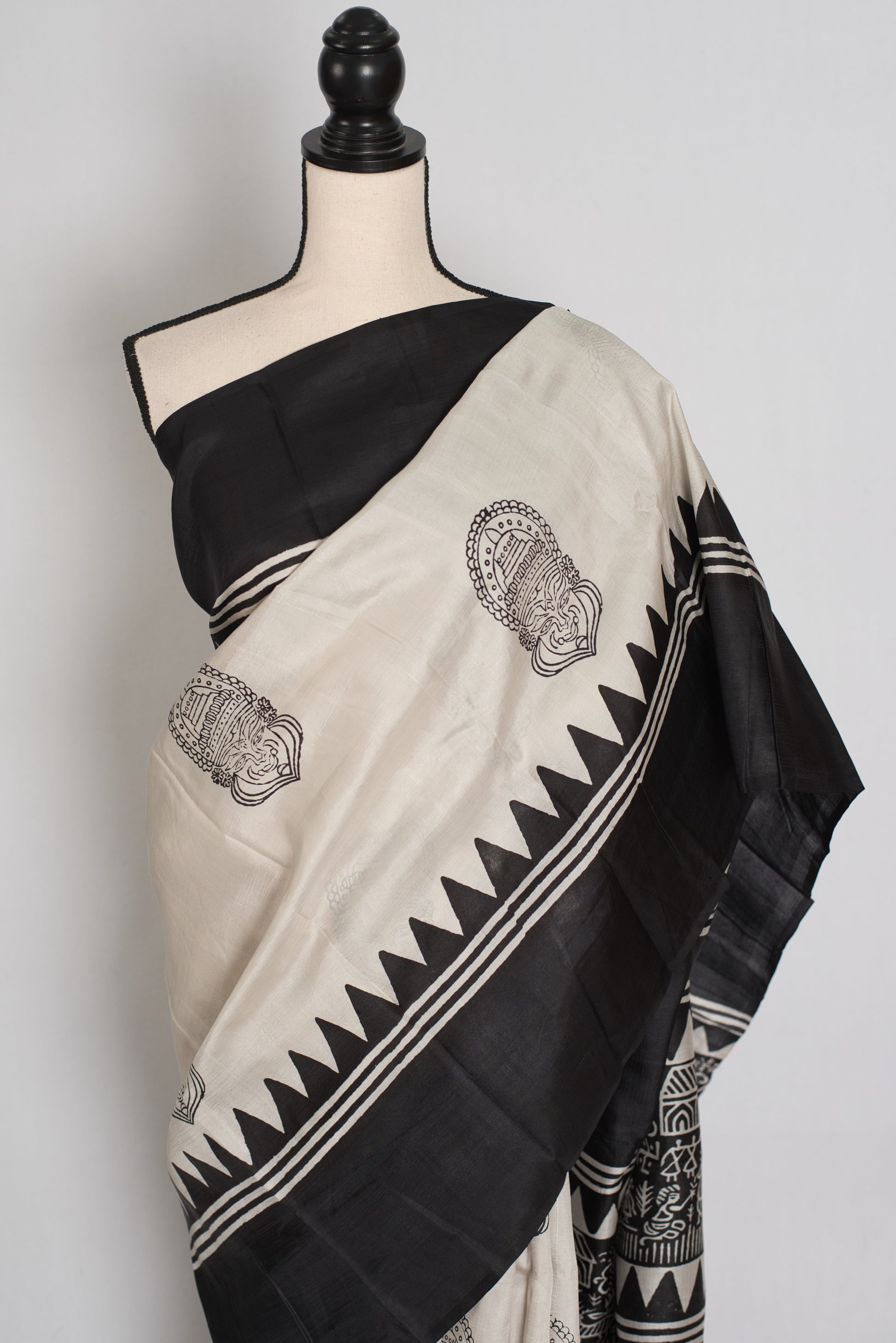 Mritika : Off-White and Black Kalamkari Style Murshidabad Silk Saree image 6