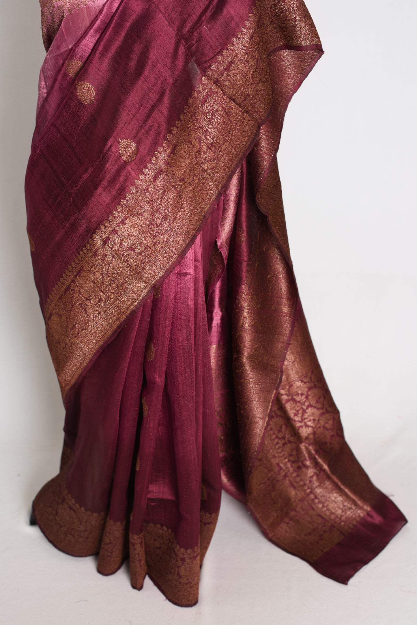 Farah : Pink & Wine Ombre Raw Silk Handloom Banarasi Saree | Silk Mark Certified image 5