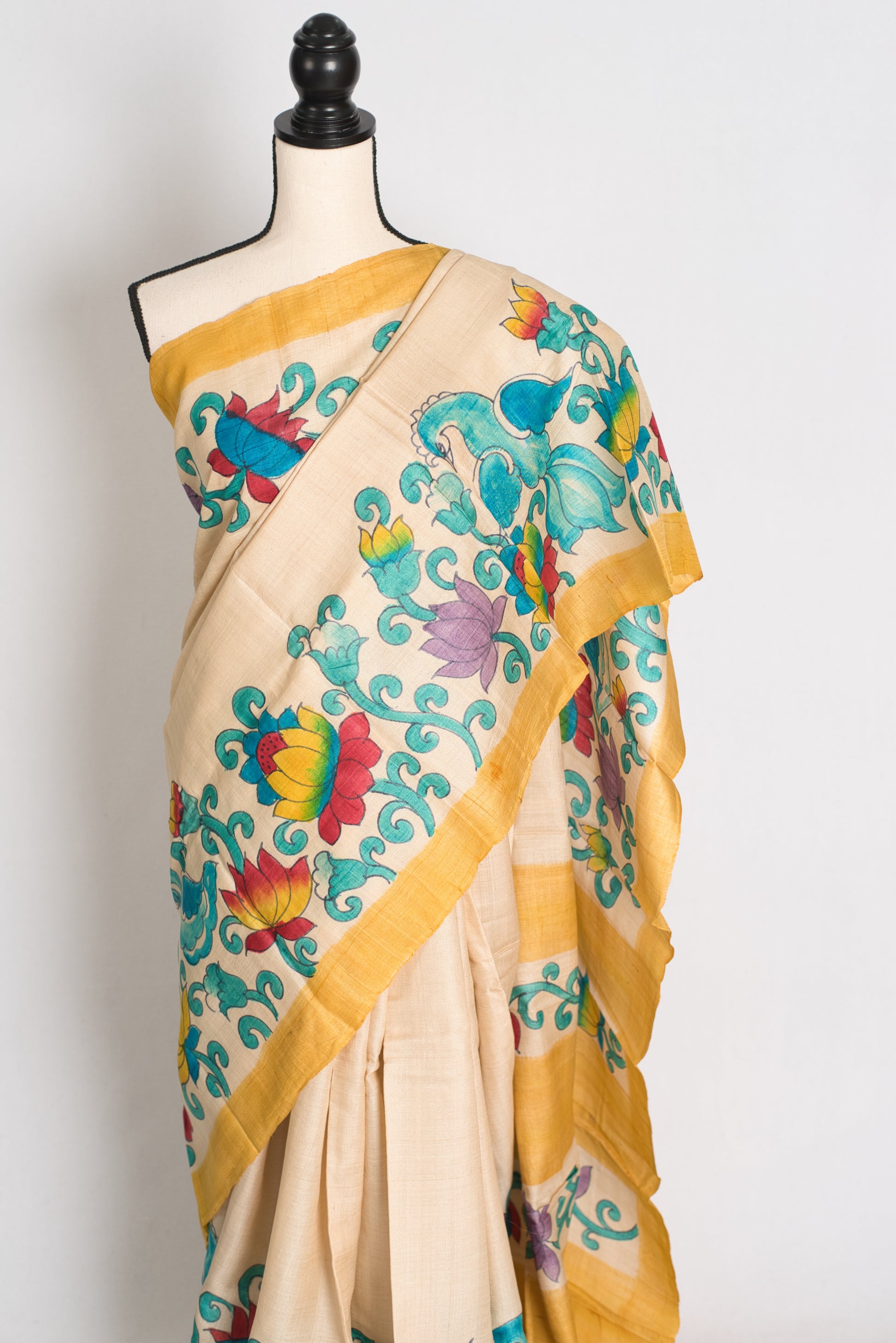 Kala : Hand Painted Kalamkari Tussar Silk Saree in Cream and Yellow image 5