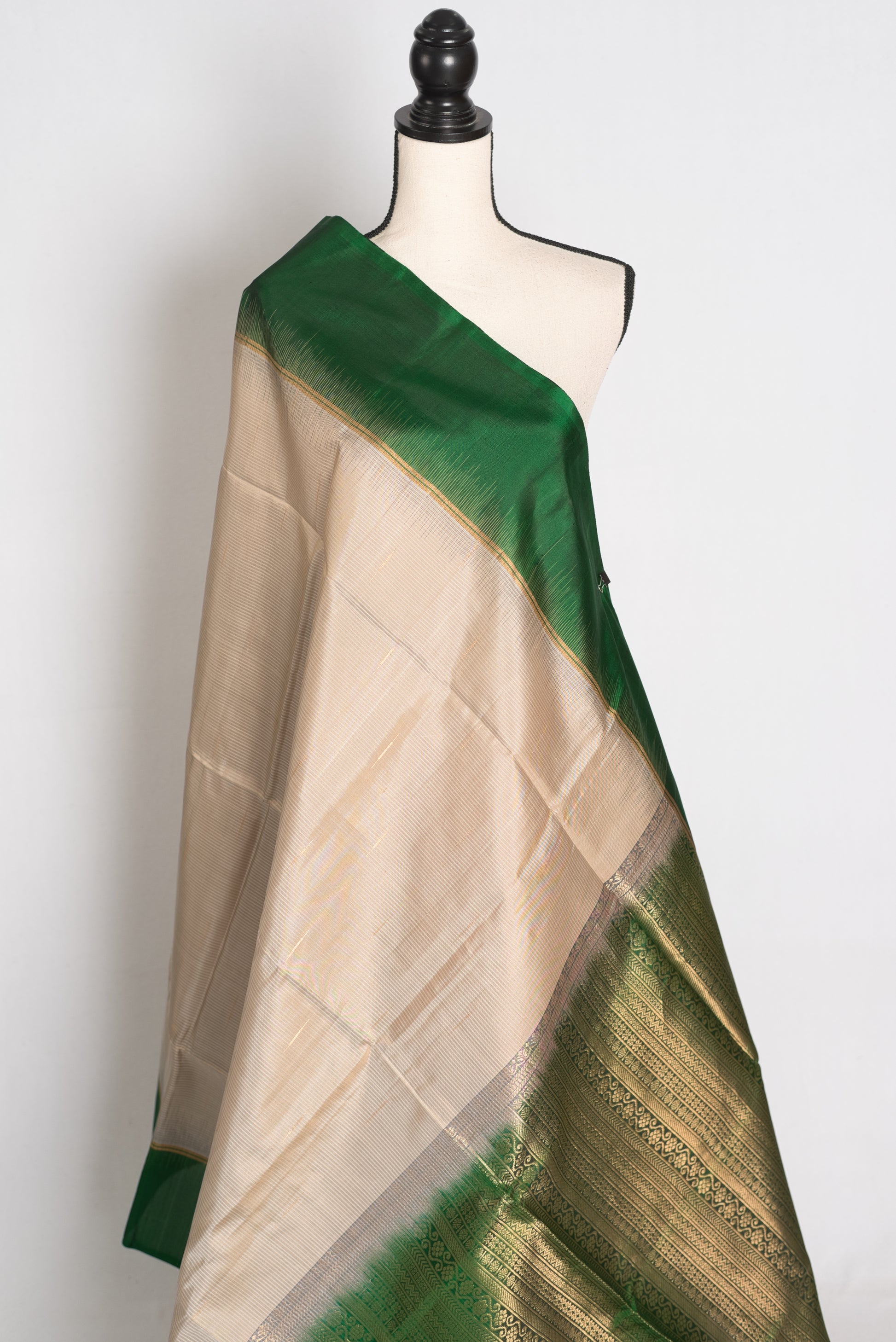 Srija : Cement Grey and Emerald Green Lightweight Kanjivaram Silk Saree image 4