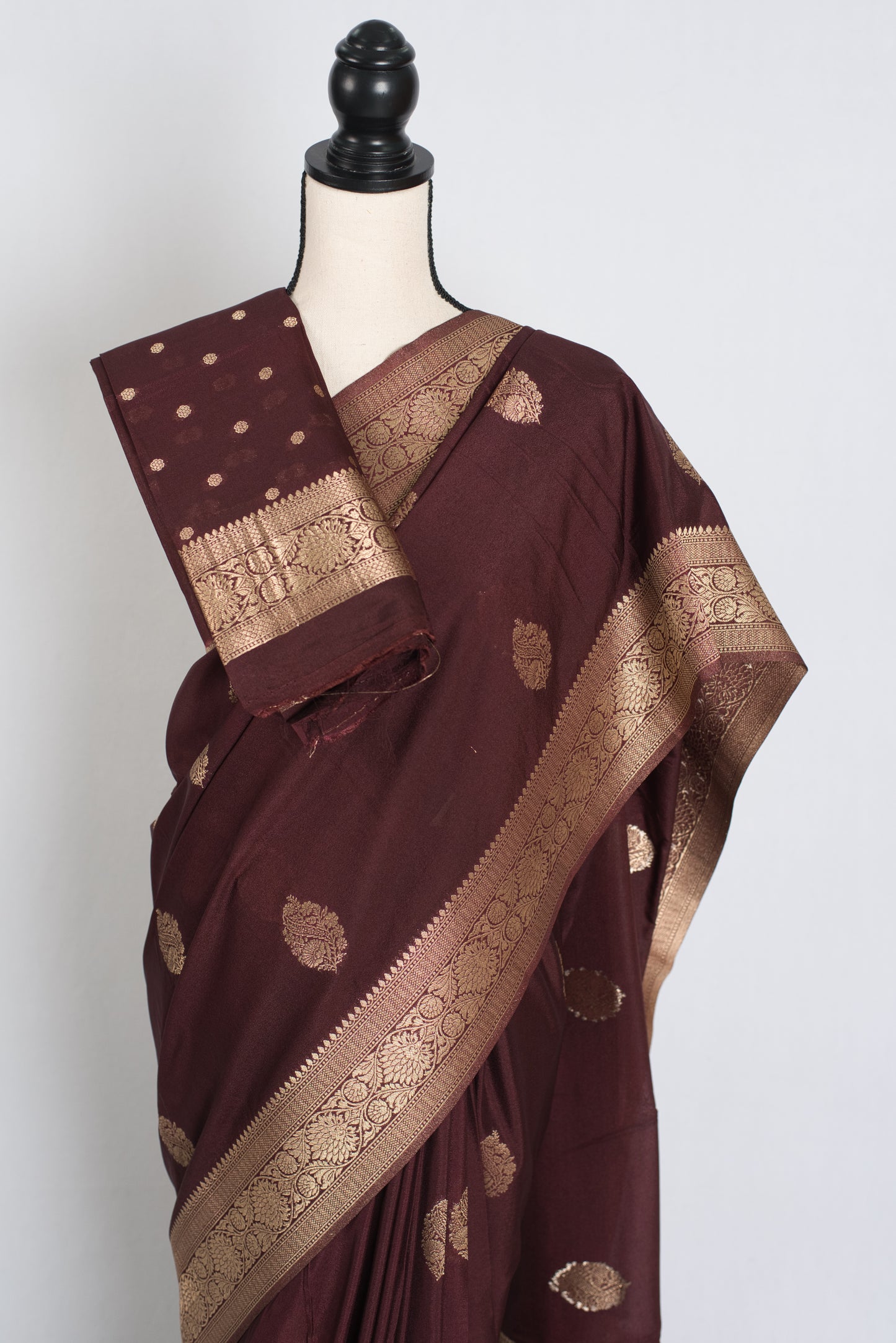 Mahi : Semi Crepe Silk Budget Friendly Banarasi Saree in Brown and Gold image 4