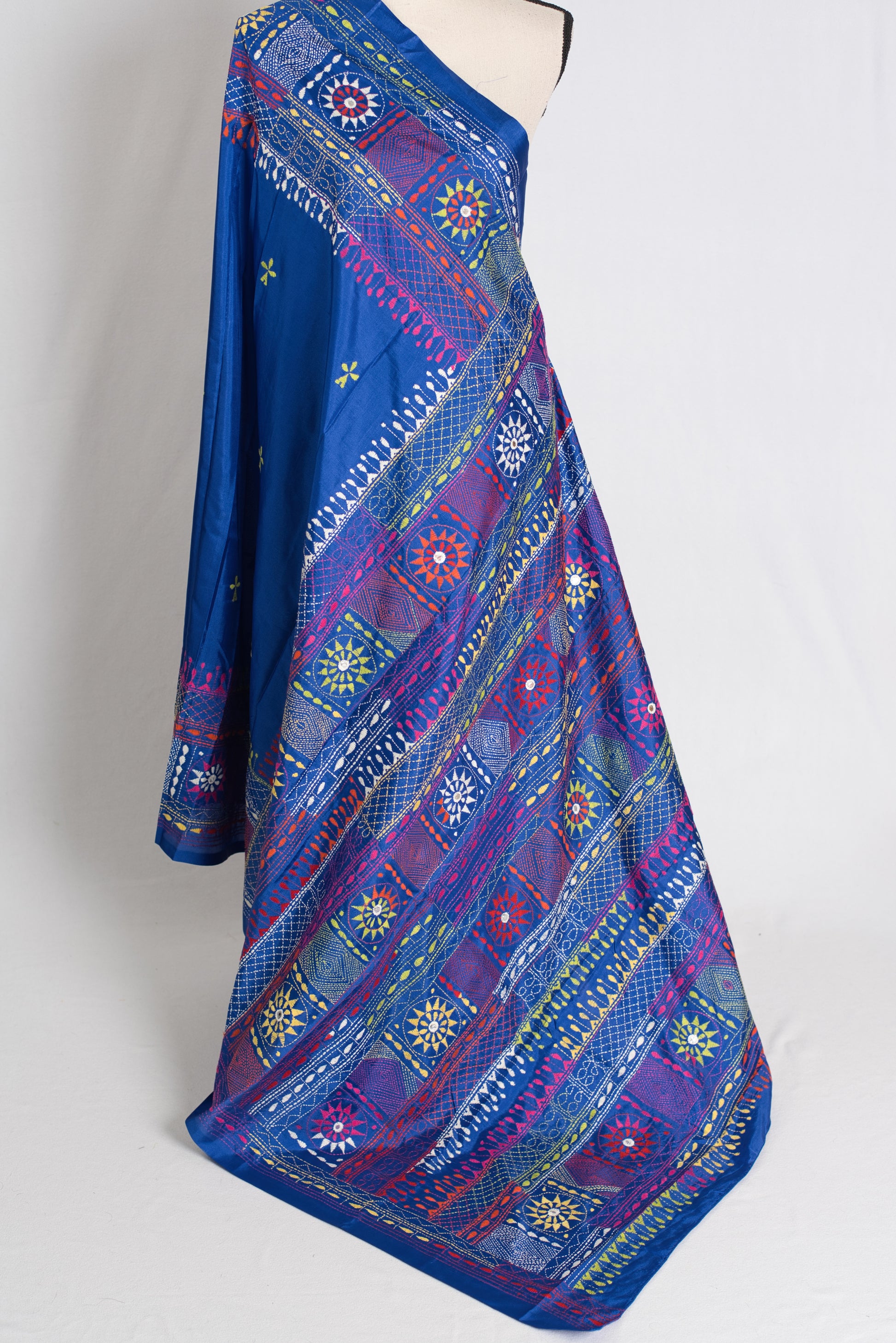 Savitri : Blue Blended Silk Saree with Hand Embroidery Lambani Work image 3