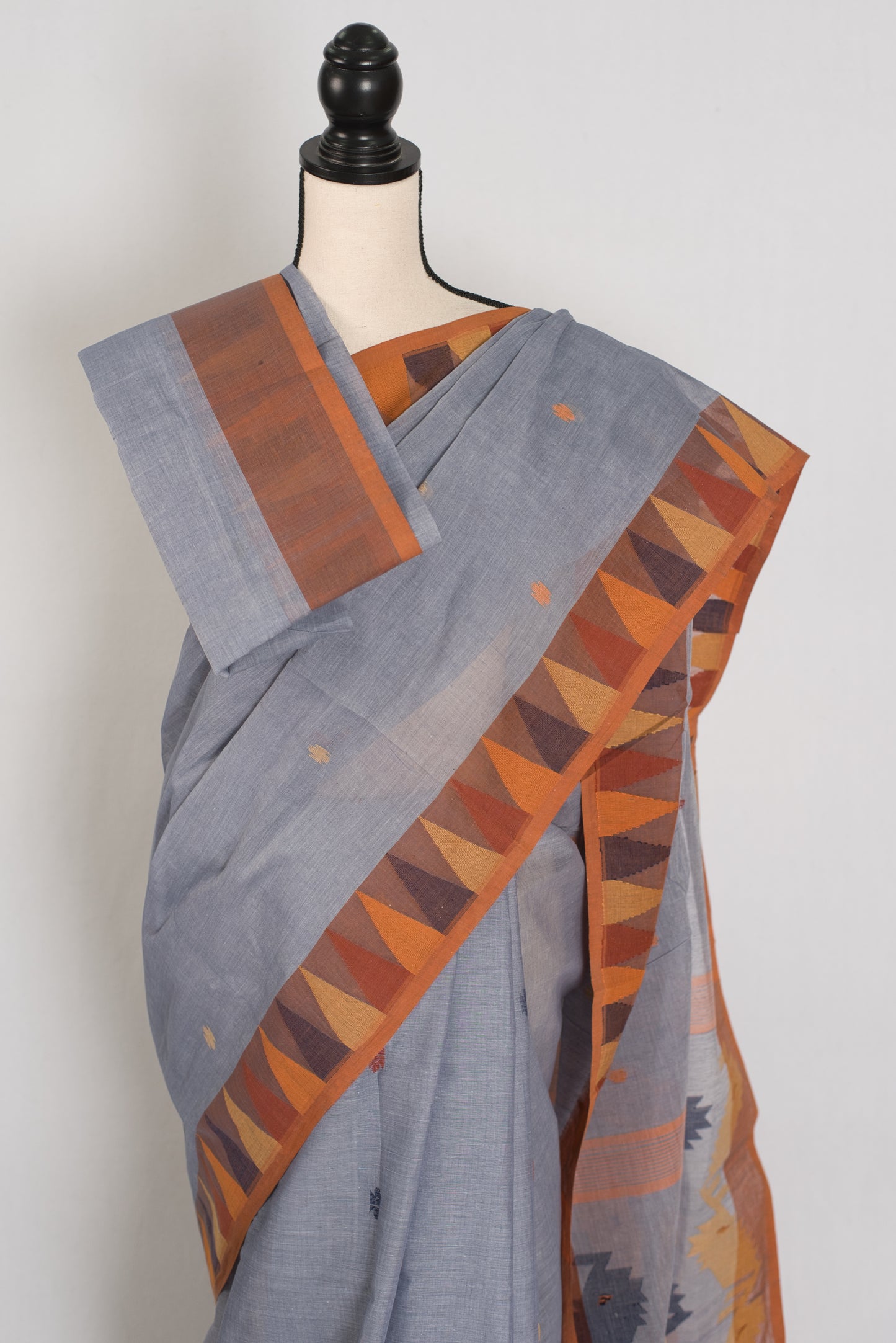 Rai: Grey and Brown Pure Cotton Jamdani Saree with Temple Border image 2