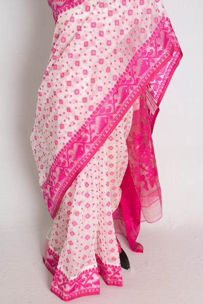 Niva : White and Pink Soft Blended Cotton Bengali Jamdani Saree image 5