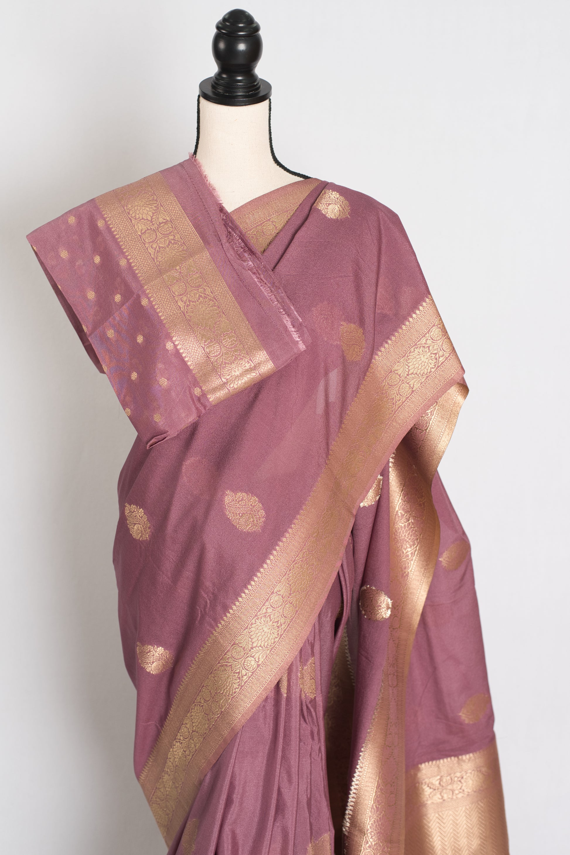 Naaz : Semi Crepe Silk Budget Friendly Banarasi Saree in Purple and Gold image 2