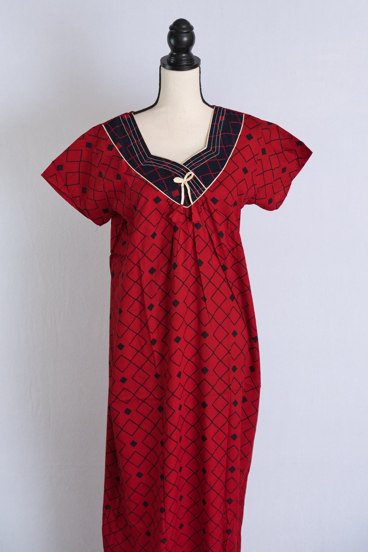 Long Pure Cotton Ladies Indian Nightwear in Standard Size image 1