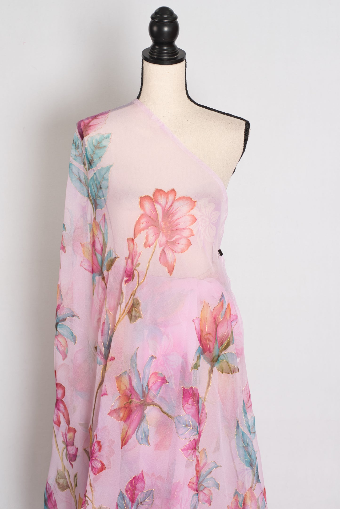 Lia : Pink Floral Printed Chiffon Saree – Budget-Friendly Summer Drape image 3