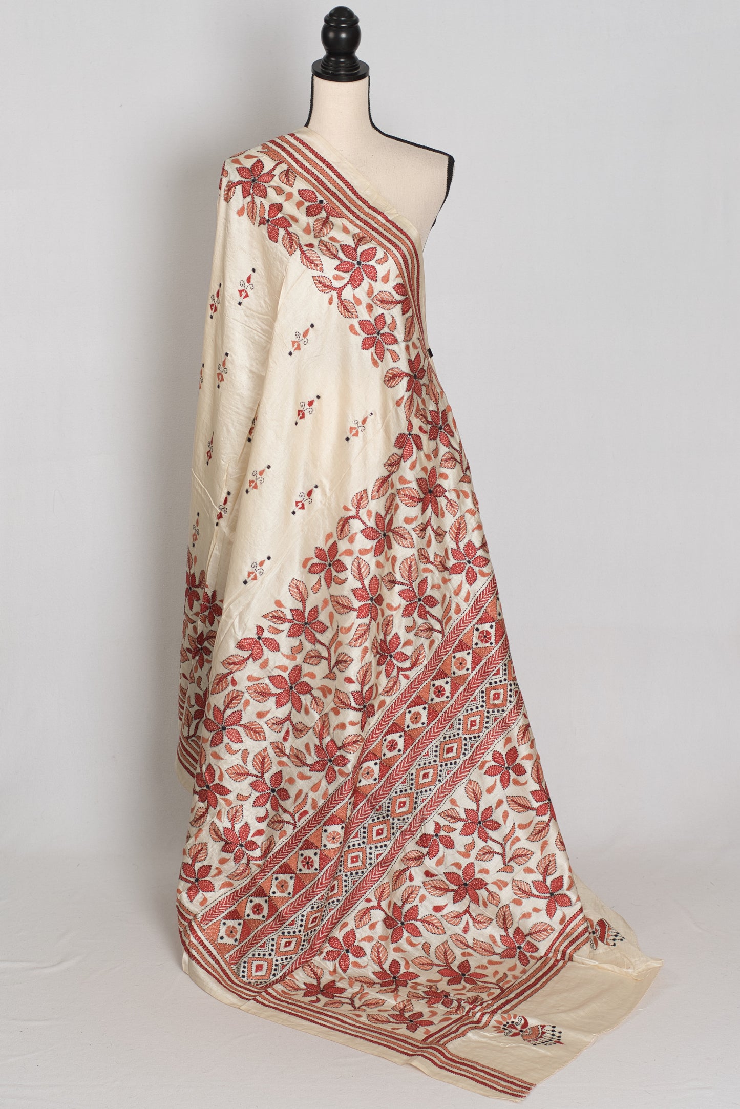 Nina : Cream and Brown Hand Embroidered Kantha Stitch Pure Bangalore Silk Saree image 2