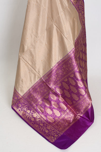 Isha : Certified Silk Banarasi Saree in Clay White and Purple image 3