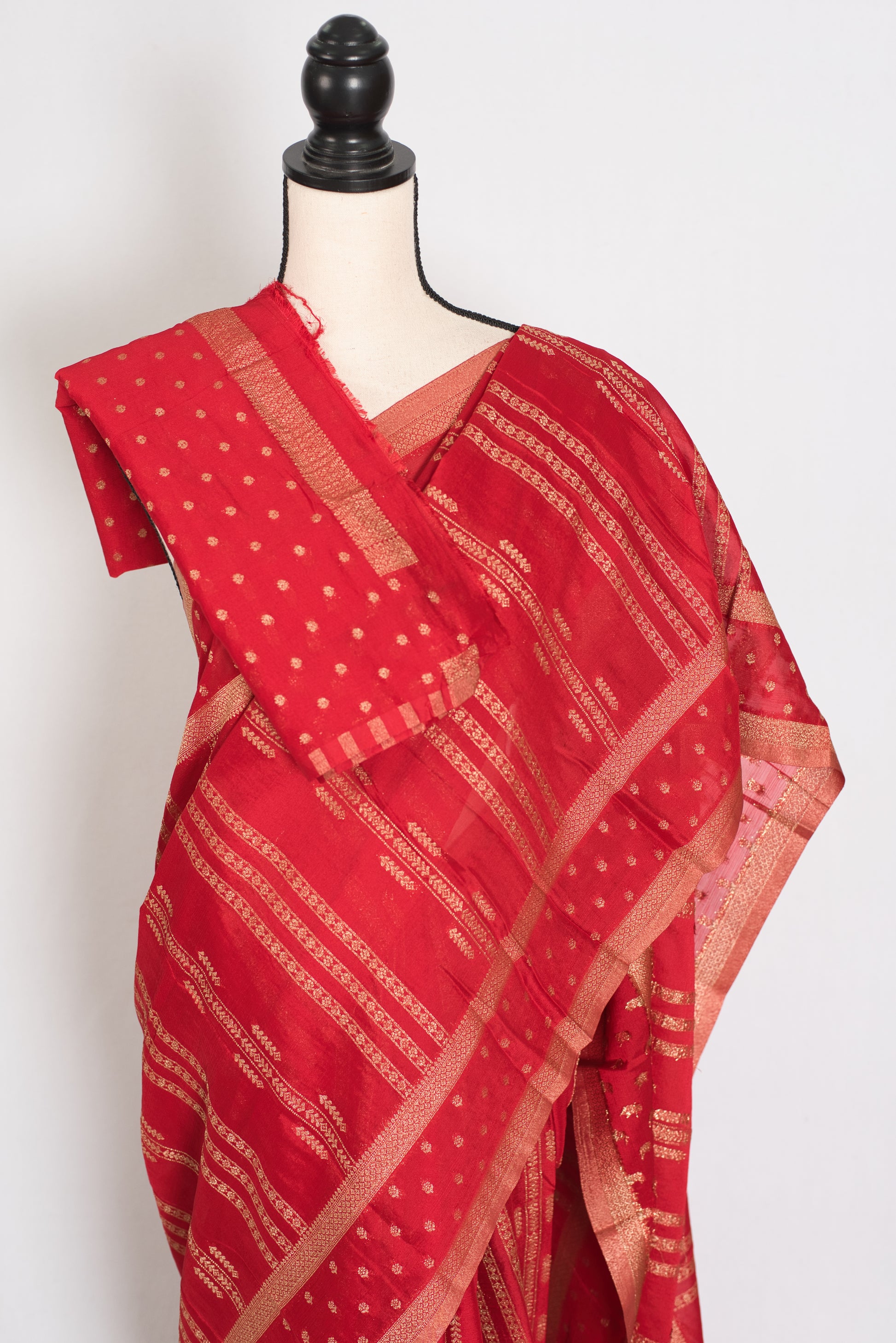 Naheed: Red Semi Georgette Banarasi Saree | Lightweight Bollywood Style image 2