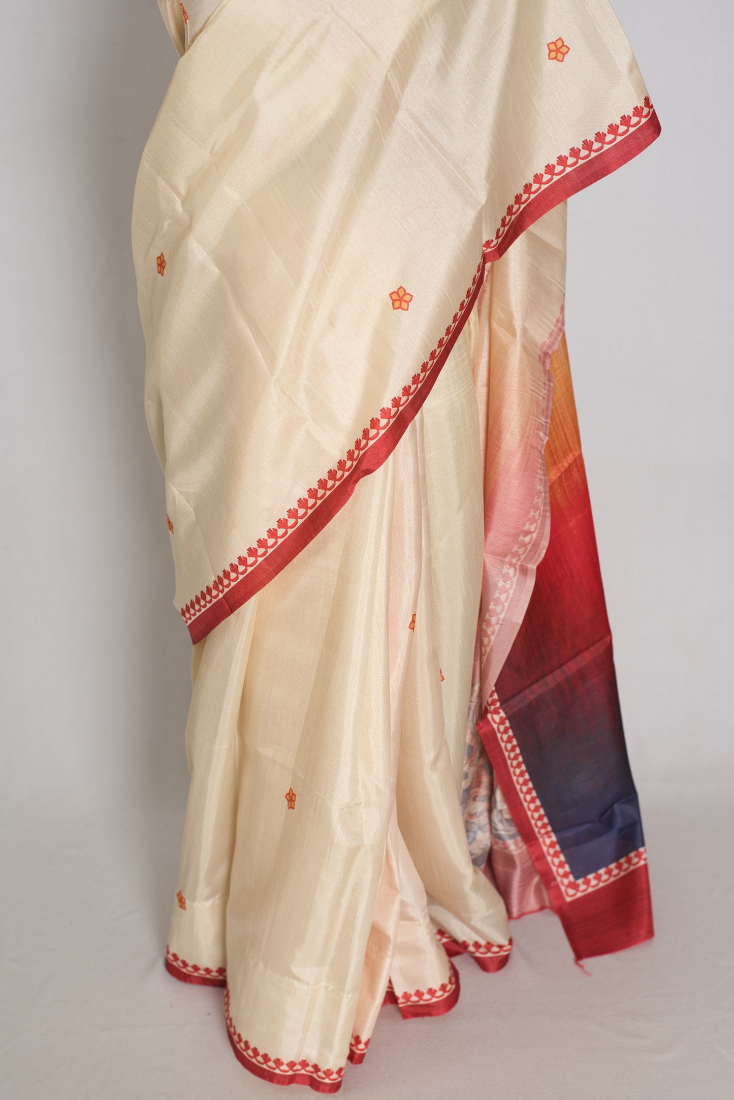 Durga: Cream and Red Semi Silk Printed Durga Puja Saree image 4