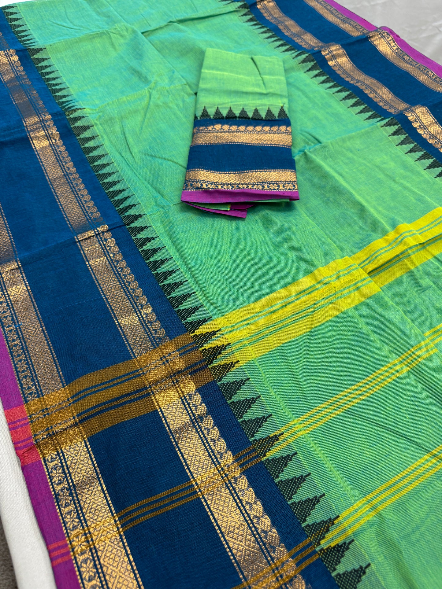 Priya : Green and Blue Kanchi Cotton Saree - Handwoven South Indian Elegance image 3