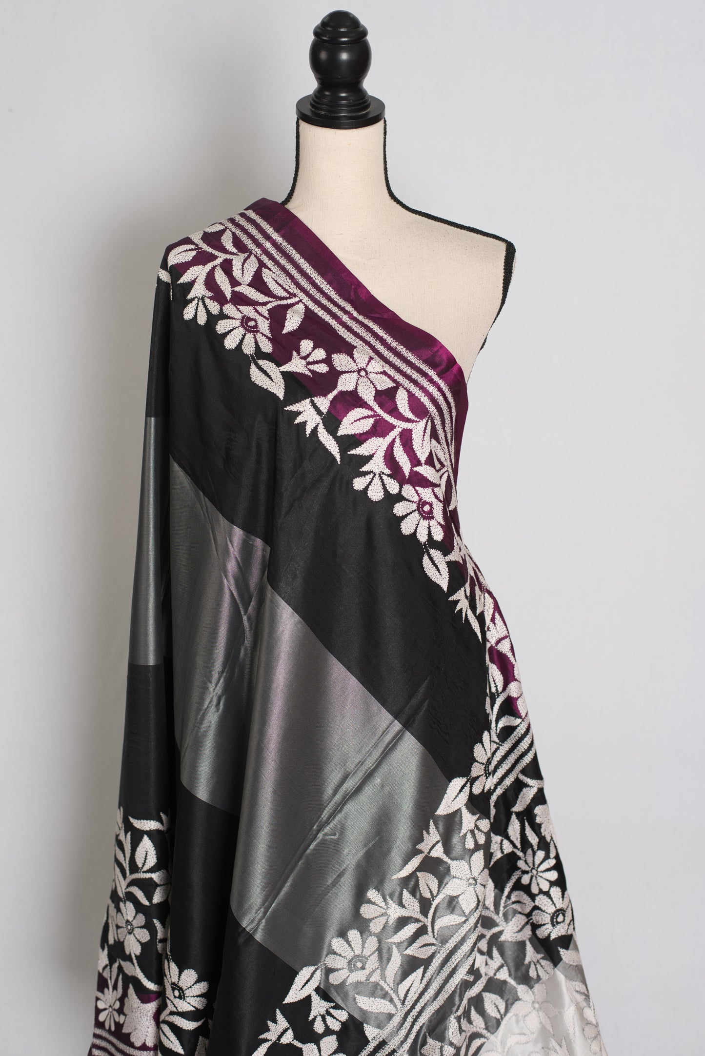 Neha : Black and Gray Hand Embroidered Kantha Stitch Semi Silk Saree image 4