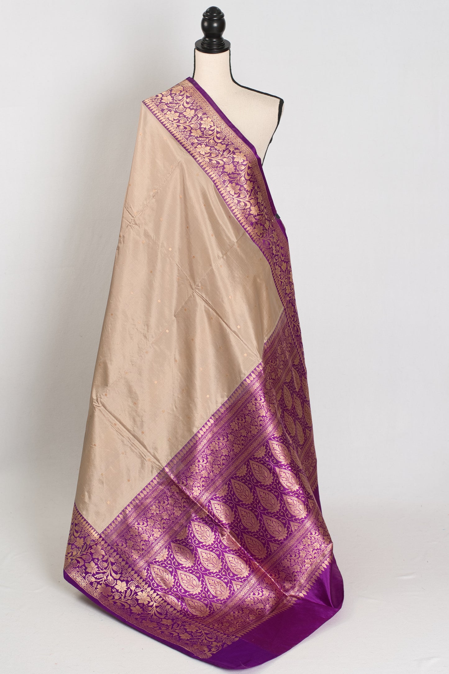 Isha : Certified Silk Banarasi Saree in Clay White and Purple image 1