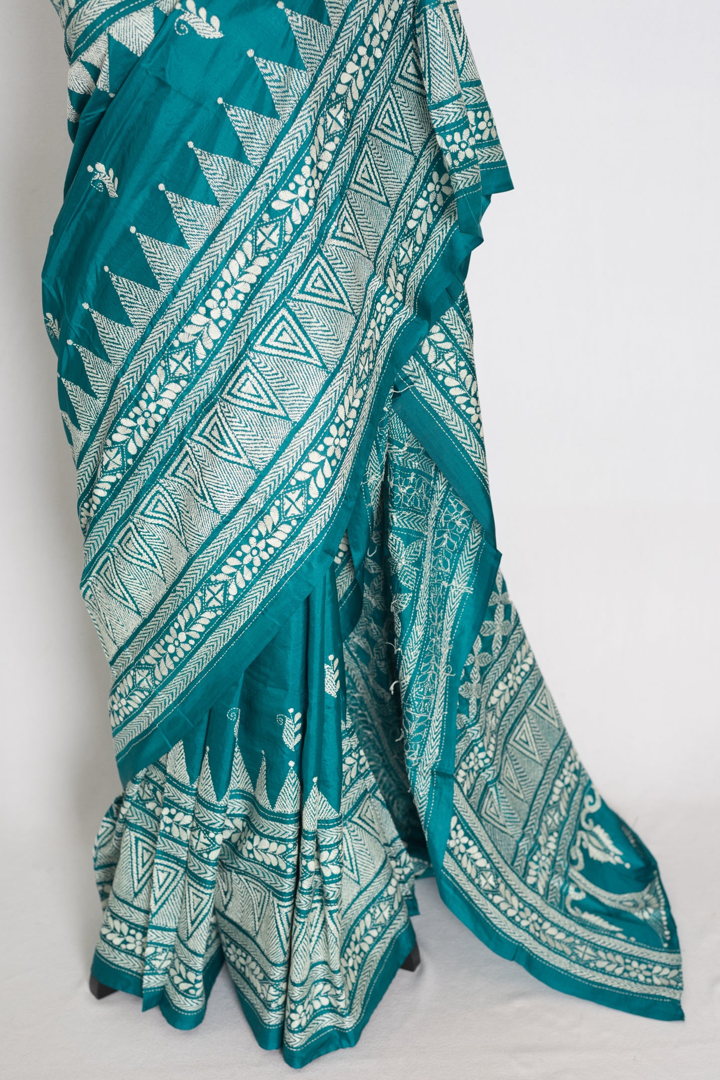 Keya : Green Pure Silk Kantha Saree with 40 Size Ready Stitched Blouse image 4