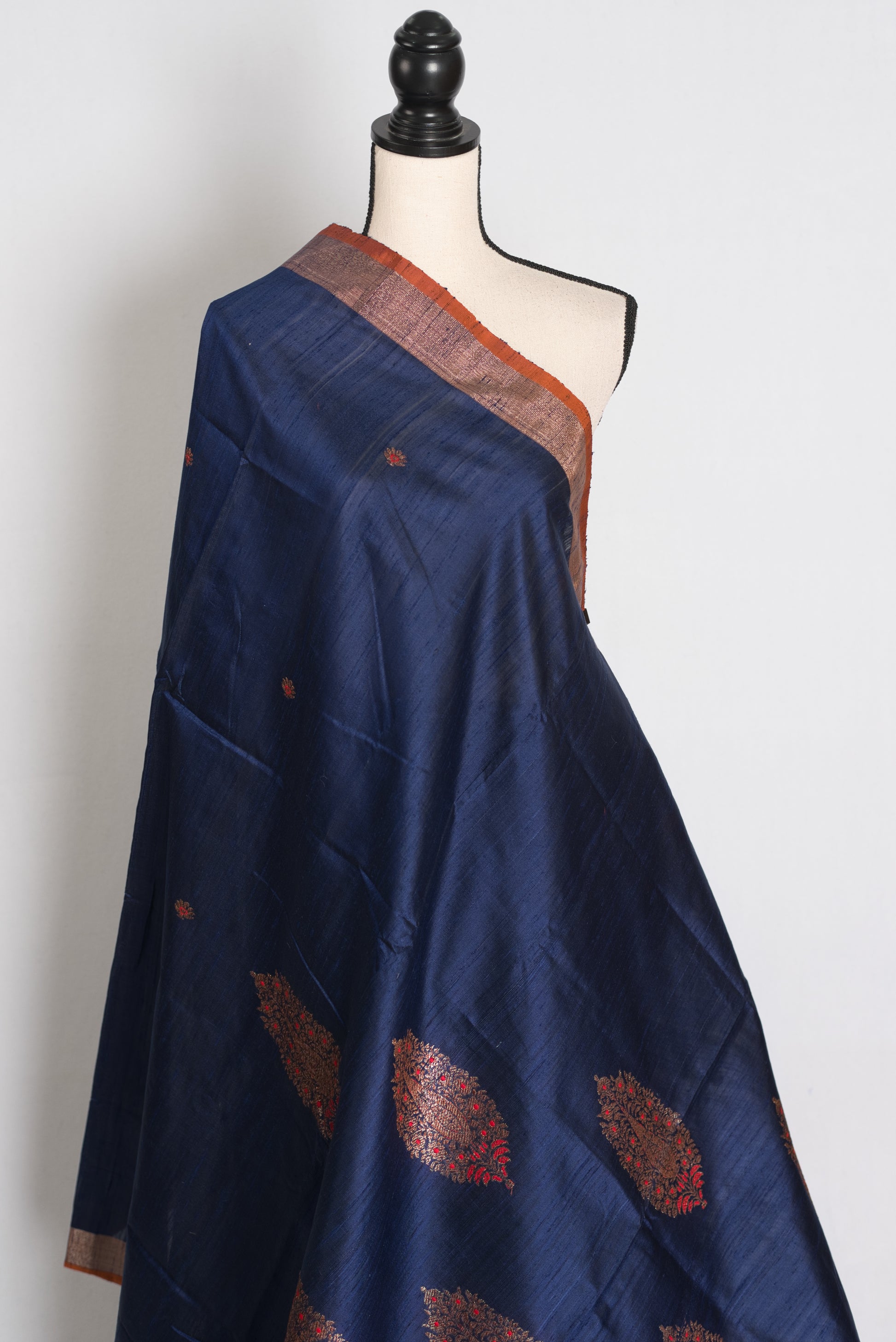 Uma : Midnight Blue Minakari Handwoven Pure Raw Silk Tussar Banarasi Saree image 4