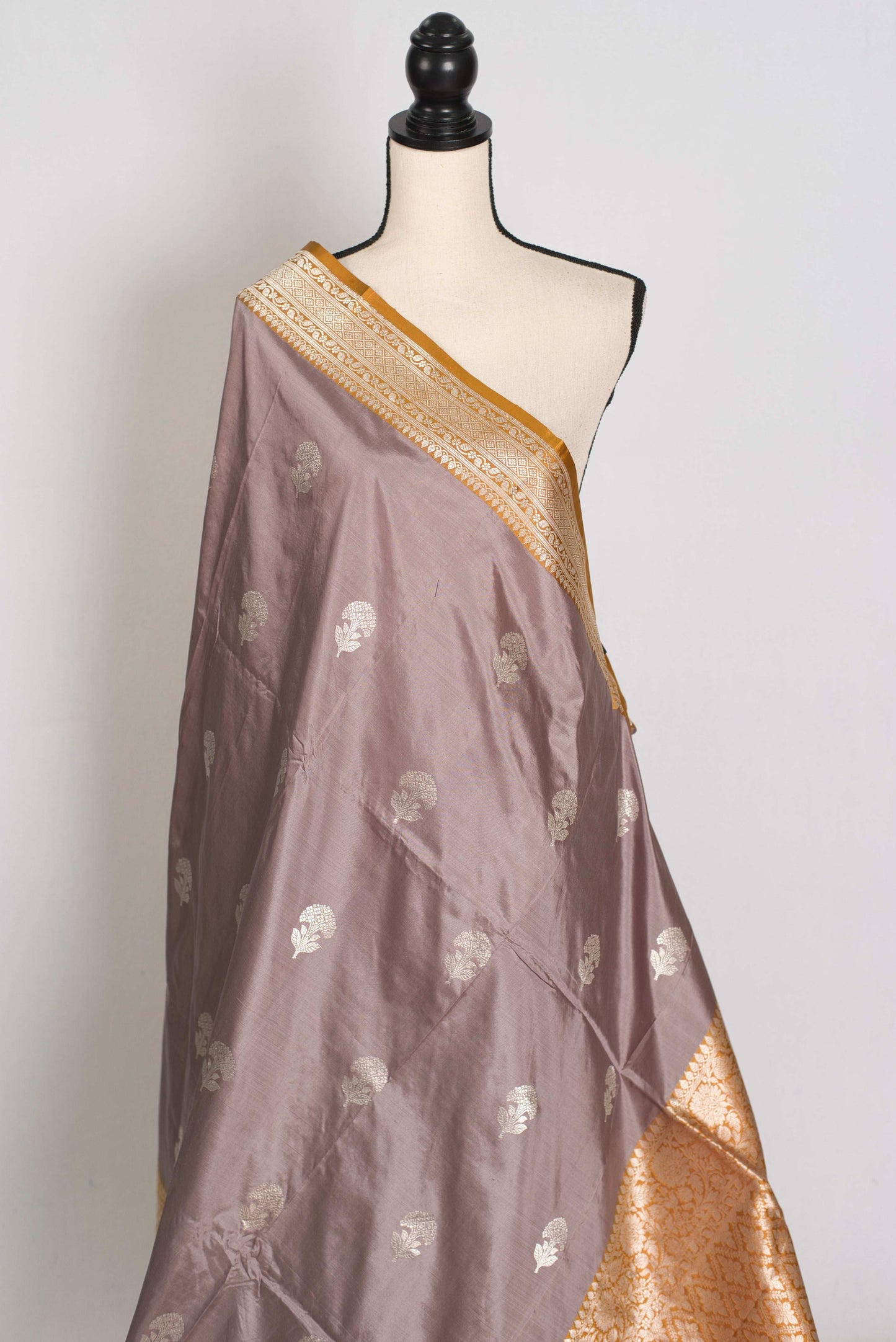 Basuri : Certified Silk Banarasi Saree in English Brown with Silver Zari image 4