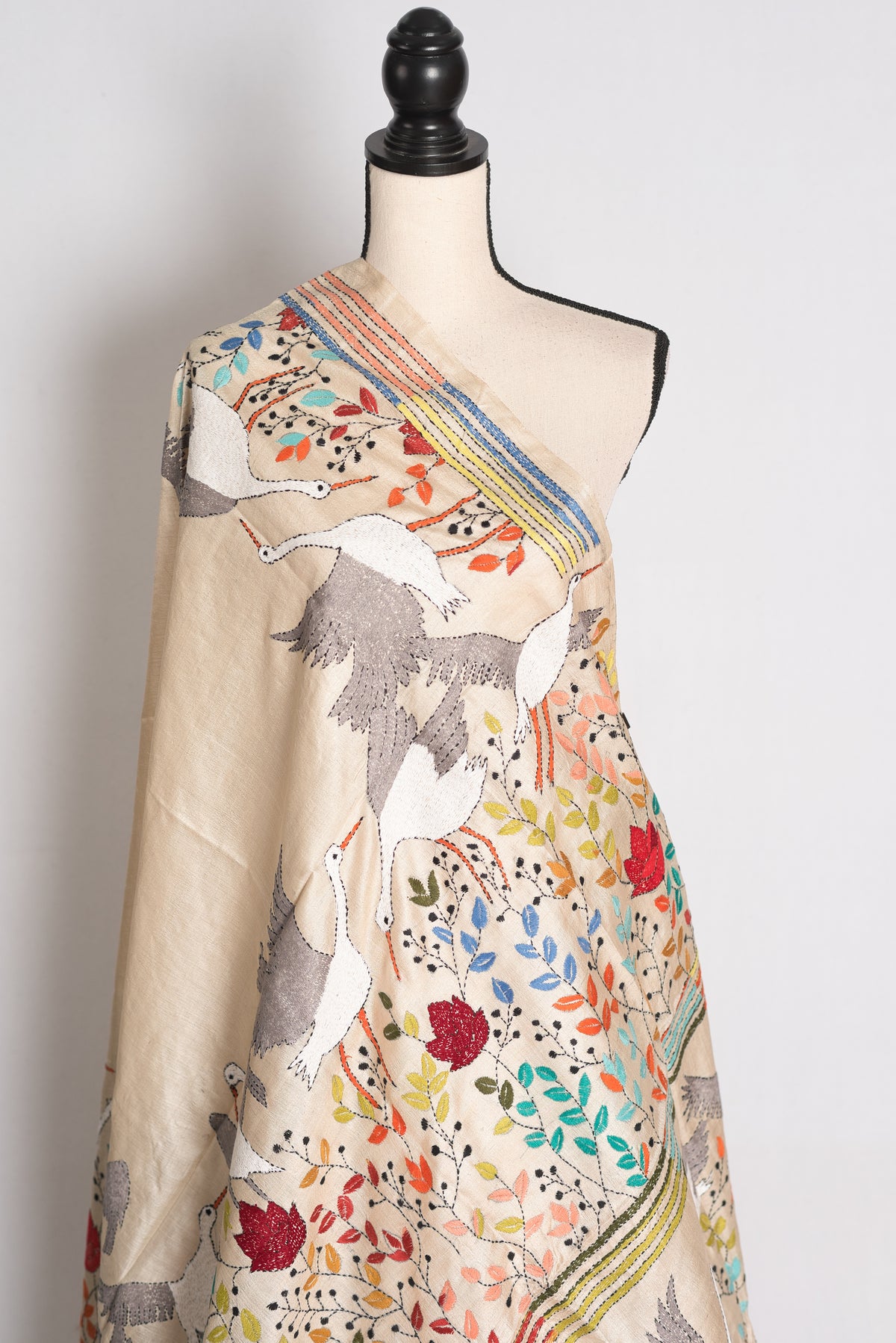 Kala: Kantha Stitch Hand Embroidery Gachi Tussar Saree with Stitched Blouse image 4