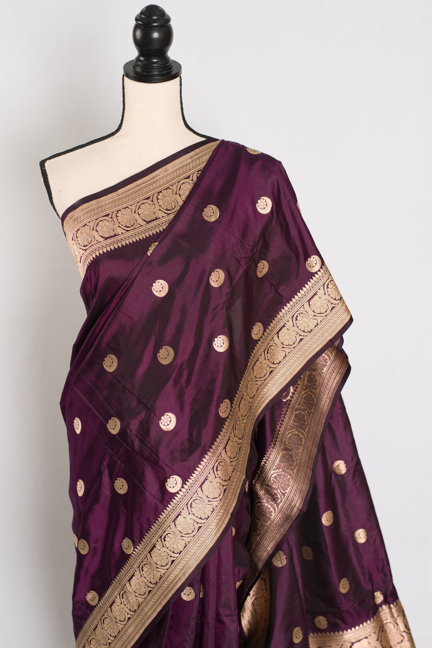 Zareen: Silk Mark Certified  Purple and Gold Bridal Banarasi Silk Saree image 3