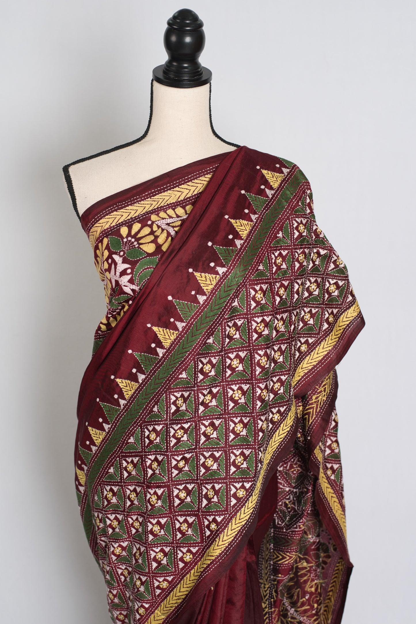 Bina : Dark Red Silk Mark Certified Hand Embroidery Kantha Stitch Saree image 5