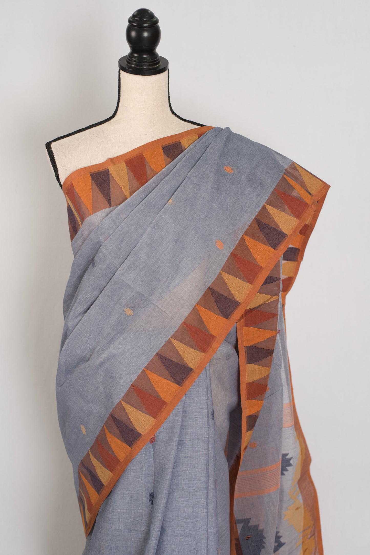 Rai: Grey and Brown Pure Cotton Jamdani Saree with Temple Border image 6