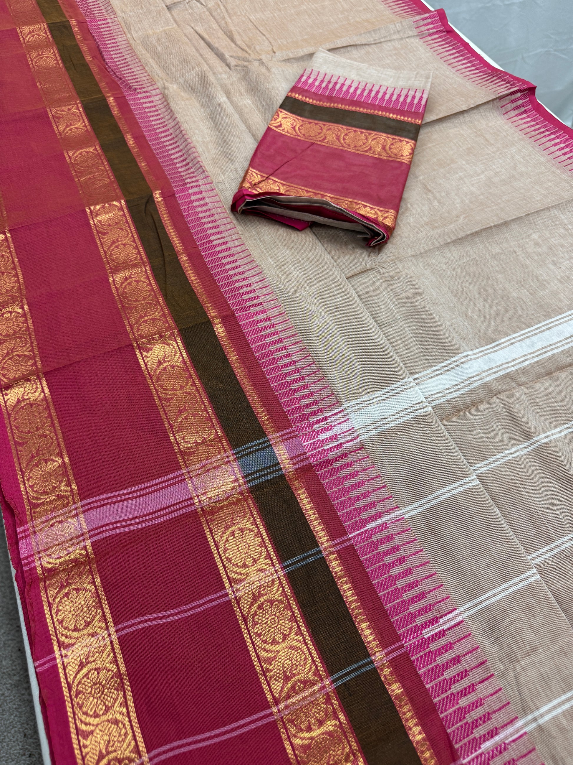 Avvai : Light Brown Kanchi Cotton Saree - Handwoven South Indian Elegance image 3