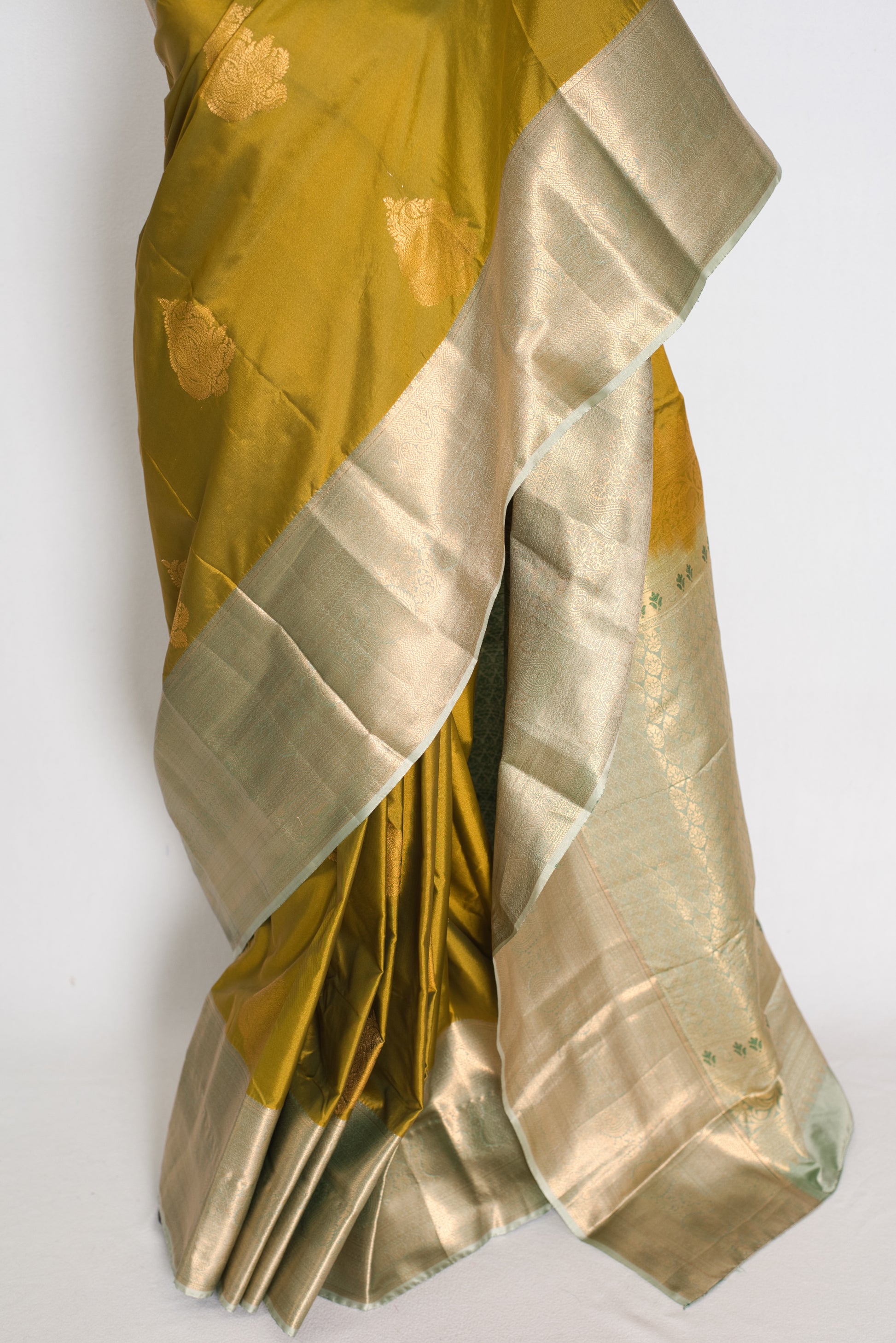 Harini – Olive Green Semi Silk Kanjivaram Saree with Sage Green Wide Border image 6