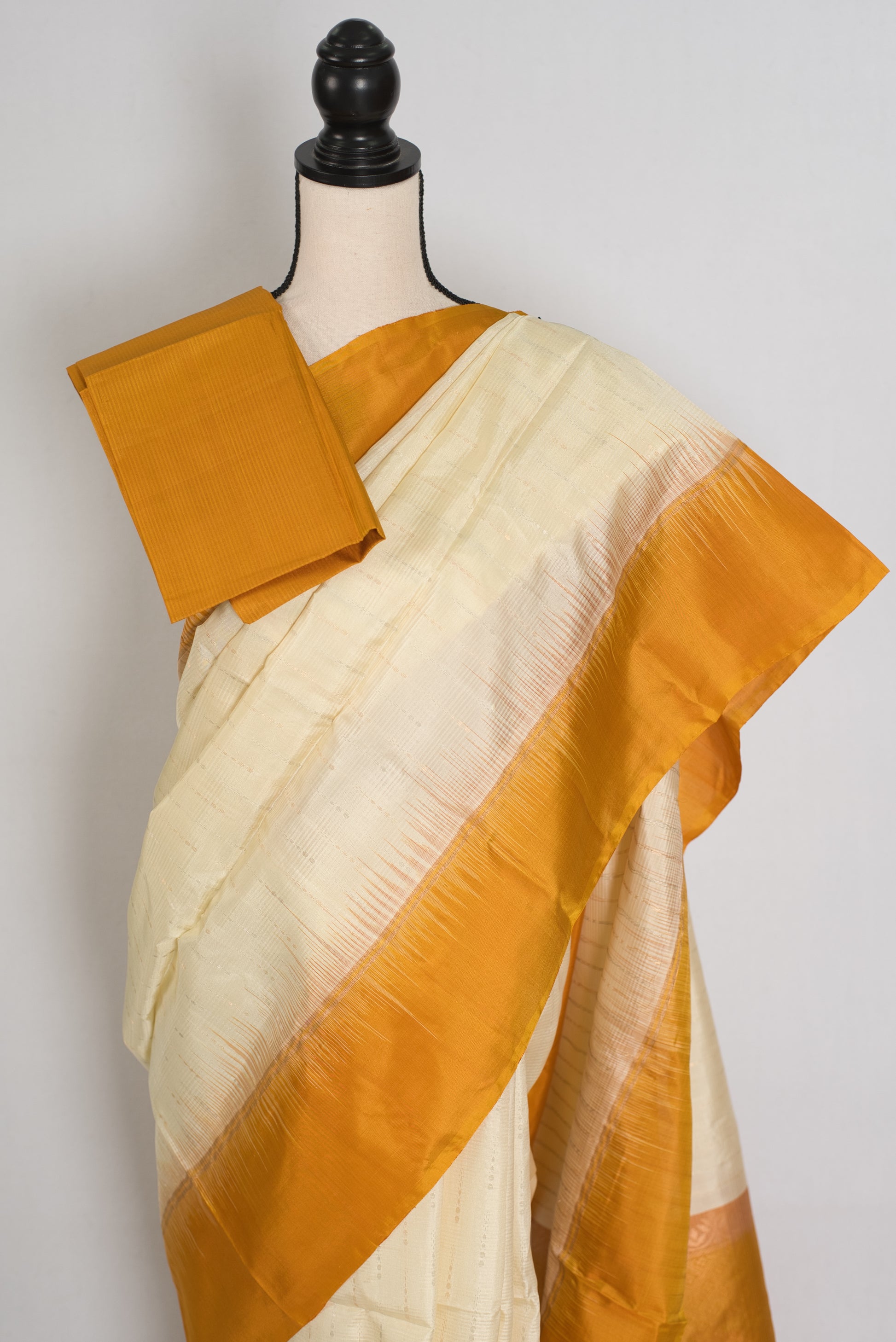 Priya : Cream & Mustard Yellow Pure Silk Kanjivaram Saree | Silk Mark Certified image 2