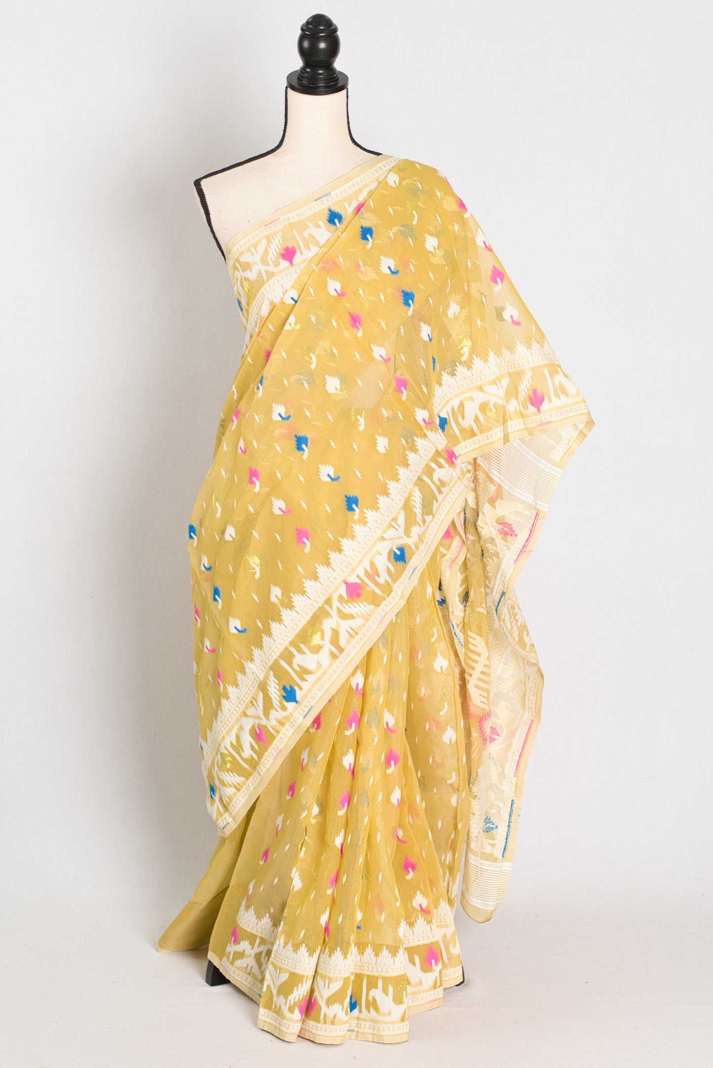 Srija : Blended Soft Cotton Jamdani Bengali Saree in Pineapple Yellow image 0