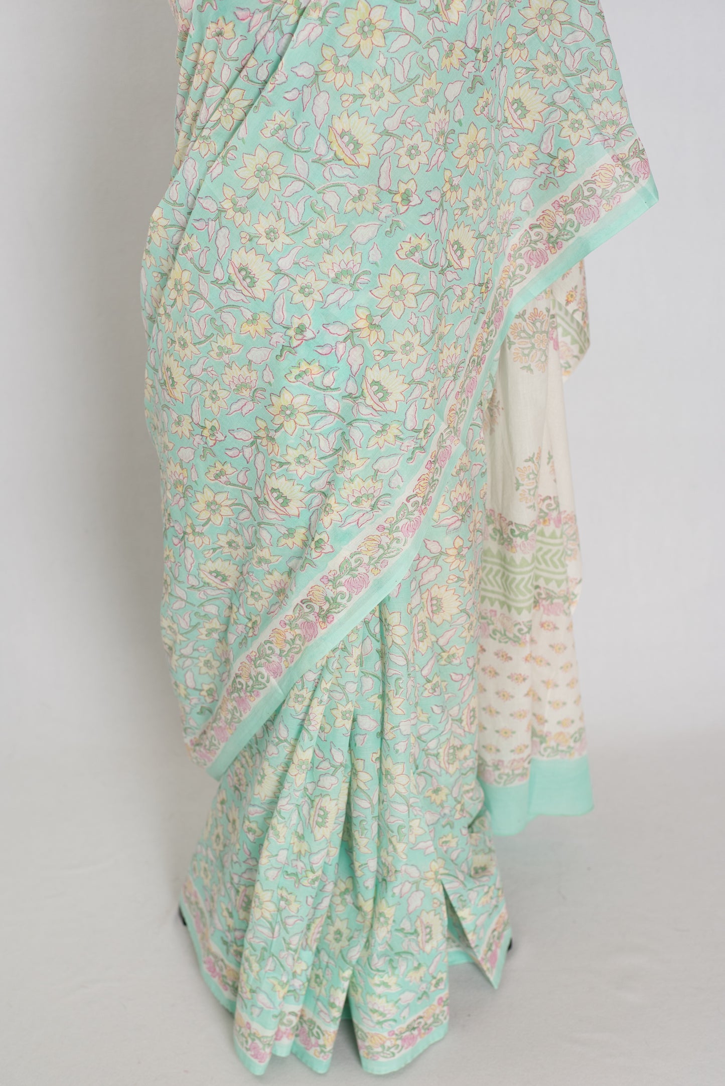 Nidhi: Sea Green & White Mulmul Cotton Saree | Premium Kalamkari Print image 6