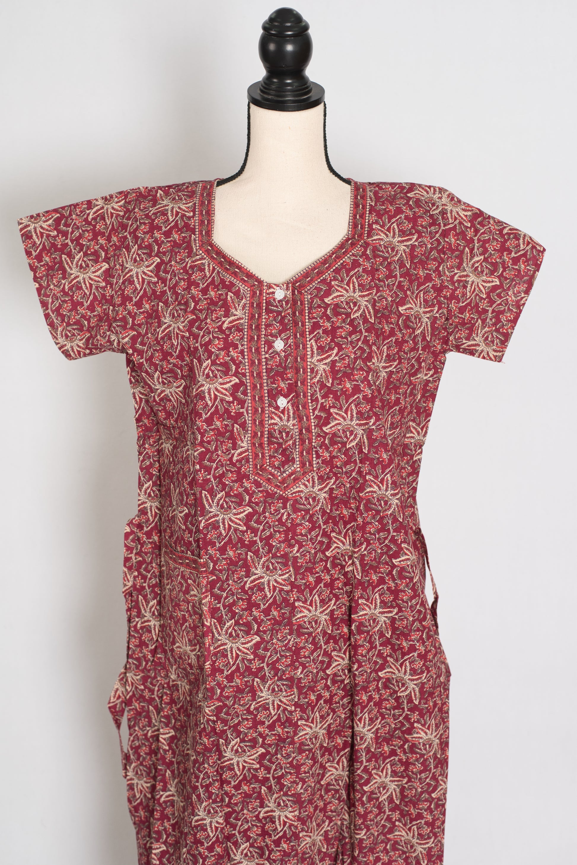 Pure Cotton Traditional Floral Block Print Nightgown image 0