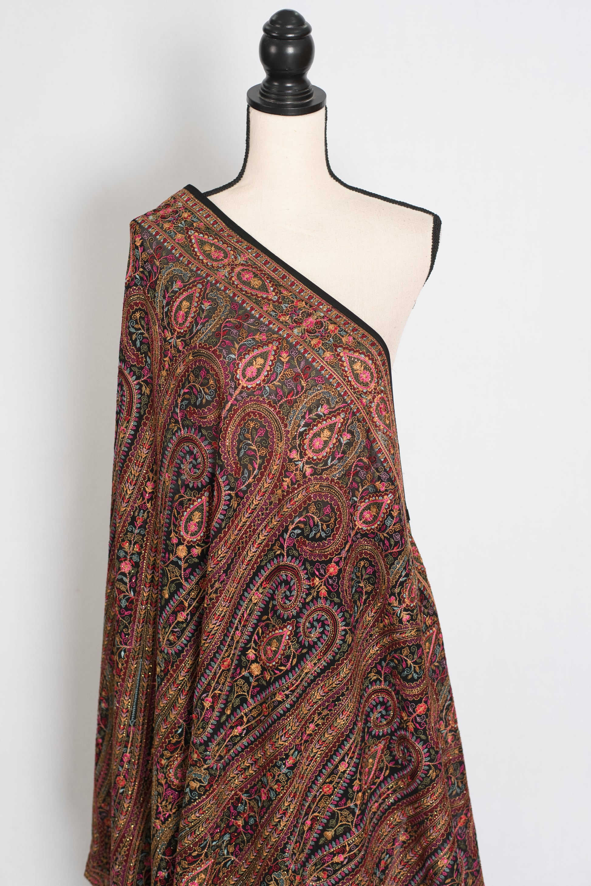Pritha | Black Georgette Saree | All-Over Intricate Kashmiri Embroidery Jaal image 3